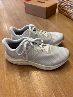 Women’s New Balance Fresh Foam Arishi v4